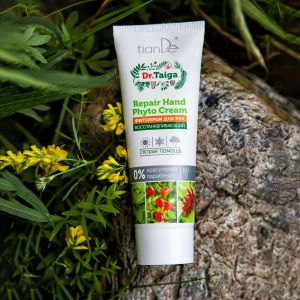 Възстановяващ фито крем за ръце, Dr. Taiga, 80 гр.