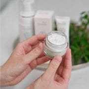 Успокояващ и защитен крем за лице Vita Derm